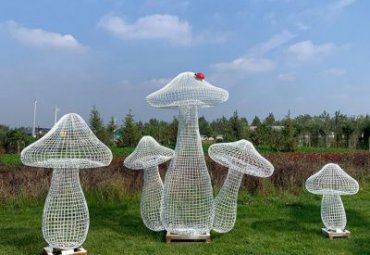 不锈钢蘑菇雕塑-园林草坪房地产景观镂空不锈钢丝编织蘑菇