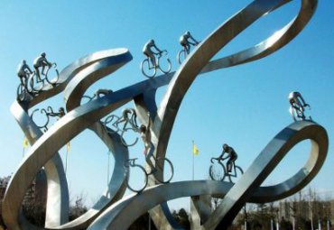 广场不锈钢抽象骑自行车雕塑